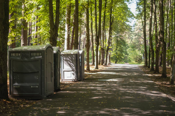 Best Construction site porta potty rental  in Dyersville, IA